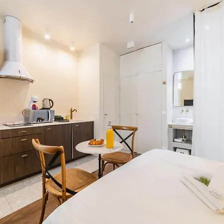 De Charme Quartier Tour Eiffel - 2p Apartment *